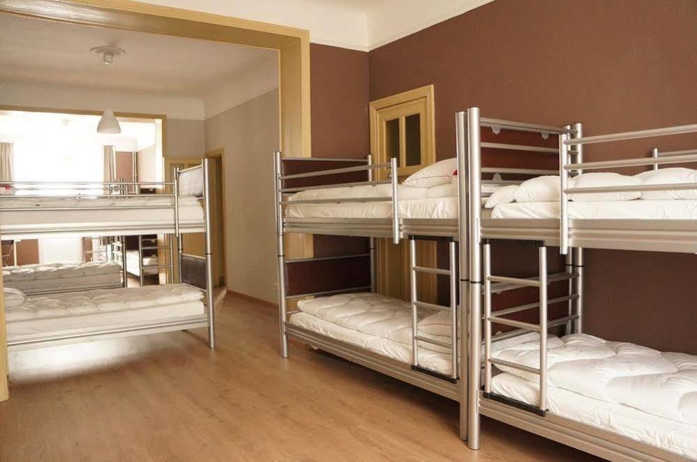 Es Hostel Saint-Gilles 외부 사진